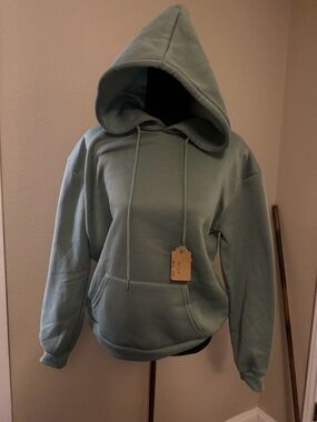 SHEIN Men’s Sage Green Crewneck Hoodie